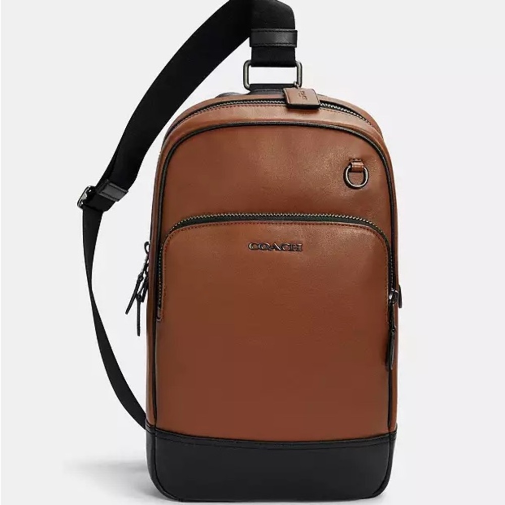 COACH Graham Pack crossbody bag. Brown and Black Leather. EUC.